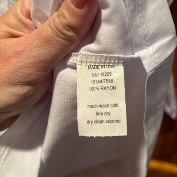 Velvet Torch Short Puff Sleeve Wrap Mini Dress in White Small NWT - Picture 5 of 5